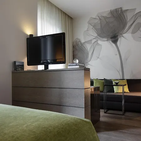 Starhotels Echo Hotel Milano