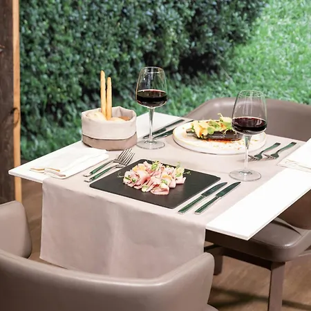 Starhotels Echo Milano