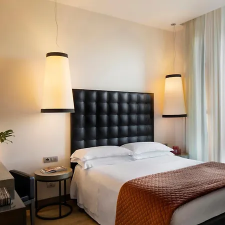 Starhotels Echo 4* Milano