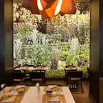 Starhotels Echo Hotell 4*