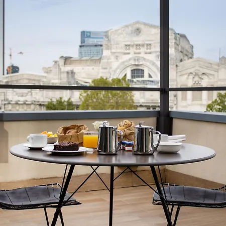Starhotels Echo 4* Milaan