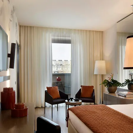 Starhotels Echo Otel Milano