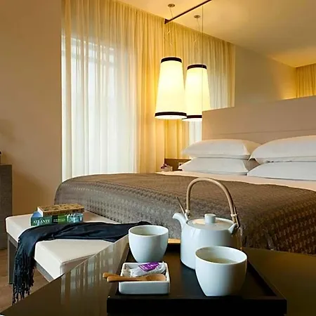 מלון Starhotels Echo