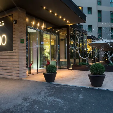Starhotels Echo Otel