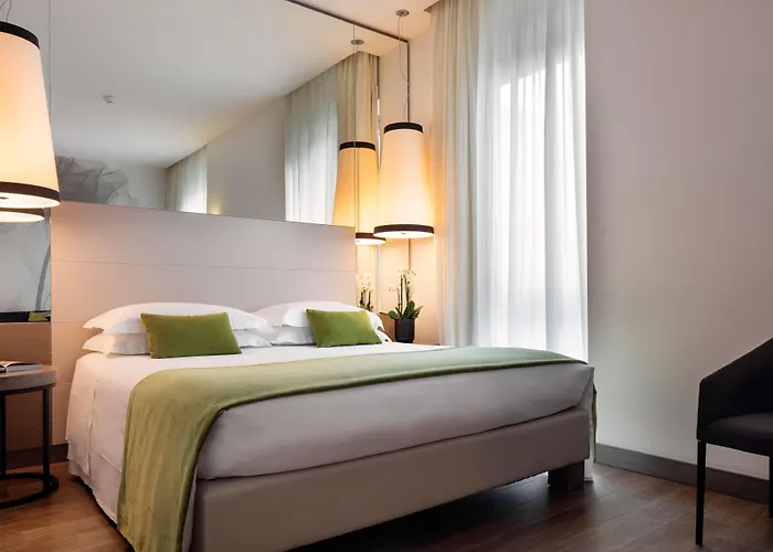 スターホテルズ エコー 4* ミラノ