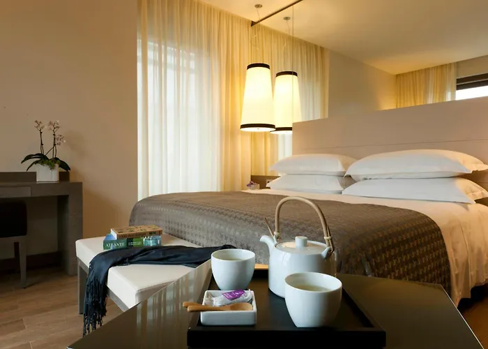 Starhotels Echo 4* Milán