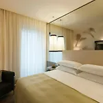 Szálloda Starhotels Echo Milánó