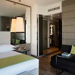 Szálloda Starhotels Echo 4*