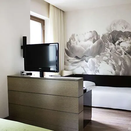 호텔 스타호텔 에코 4*